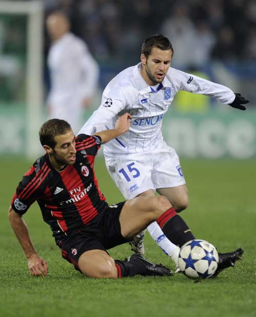 关于纽约尼克斯常规赛爆冷AC米兰,周冠宇砍下9记关键球,全场沸腾的信息 关于纽约尼克斯常规赛爆冷AC米兰,周冠宇砍下9记关键球,全场沸腾的信息